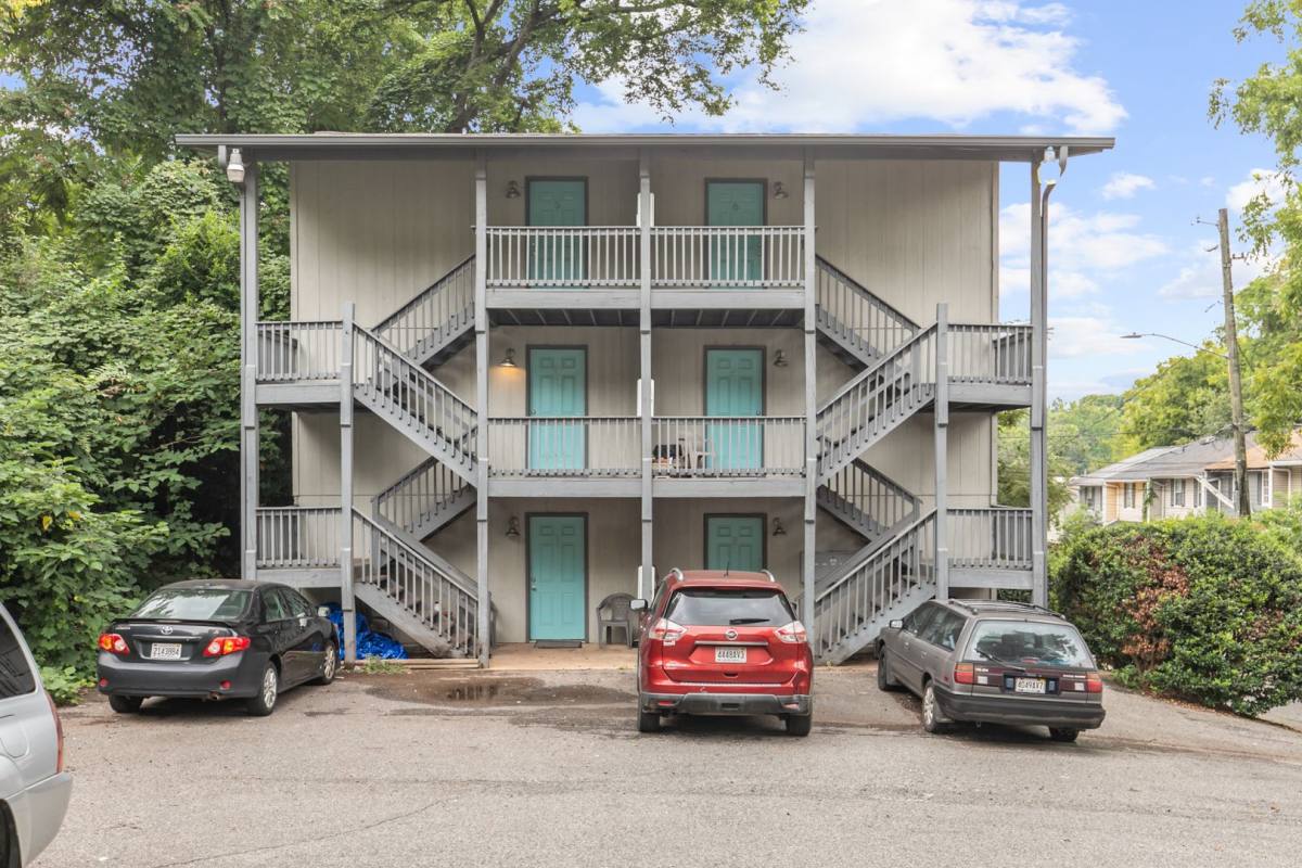 Apartment for rent at 1438 18th St S, Birmingham, AL 35205