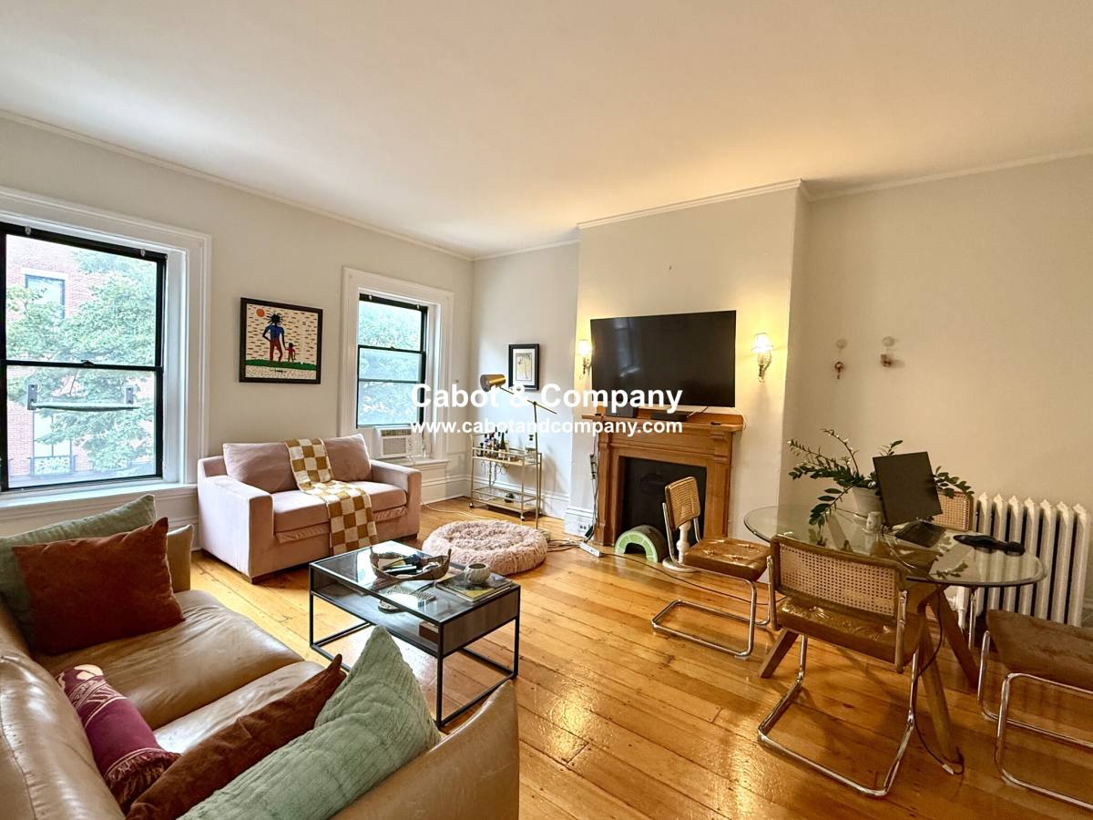 Apartment for rent at 354 Marlborough St #PH, Boston, MA 02115