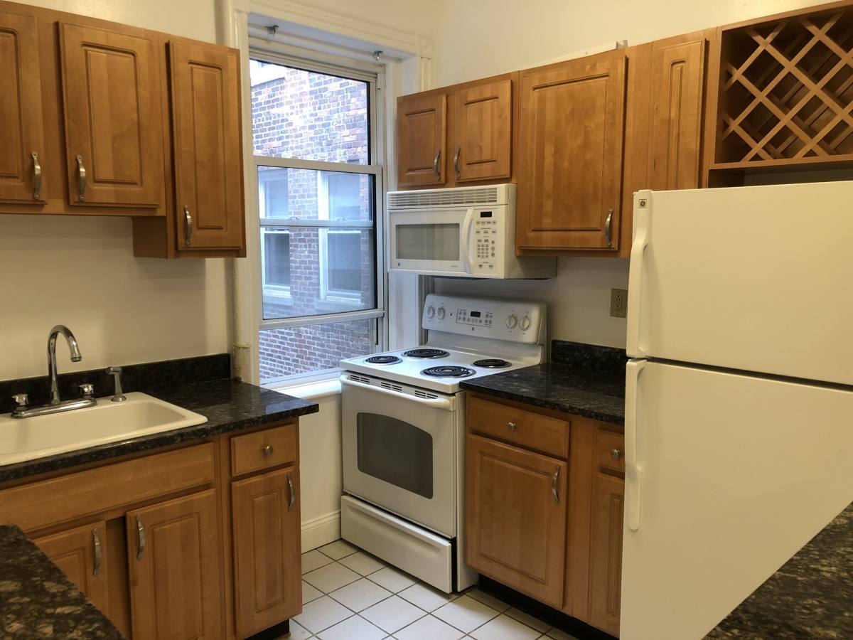 Apartment for rent at 40 Queensberry St #7, Boston, MA 02215