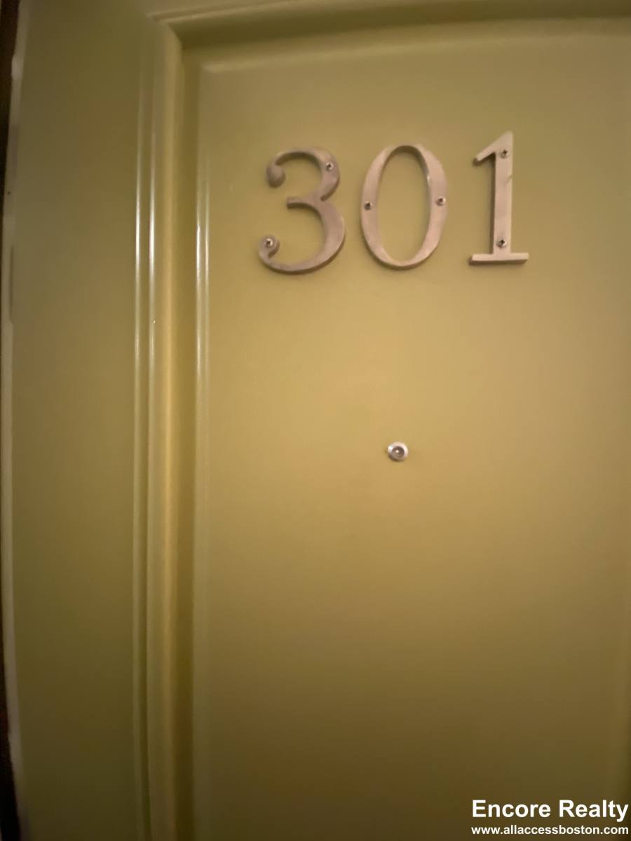 Apartment for rent at 457 Centre St #301, Newton, MA 02458