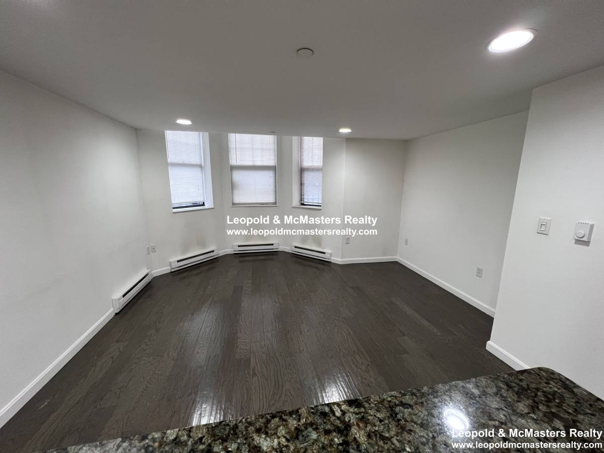 Apartment for rent at 111 Queensberry St #D, Boston, MA 02115