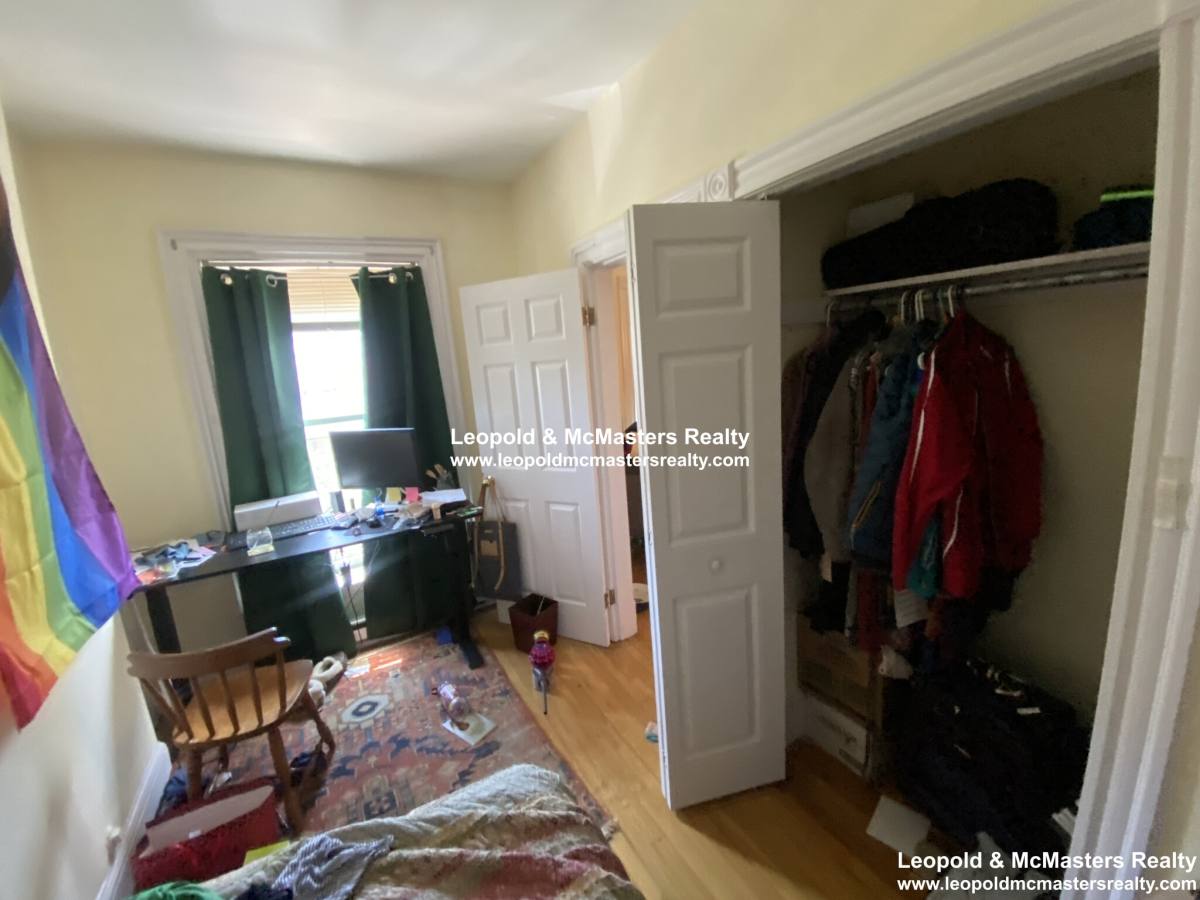 Apartment for rent at 225 Newbury St #3F, Boston, MA 02115