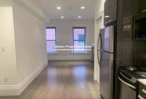 Apartment for rent at 270 Newbury St #6, Boston, MA 02115