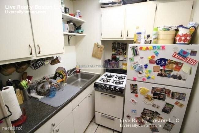 Apartment for rent at 201 Harvard Ave #3, Allston, MA 02134