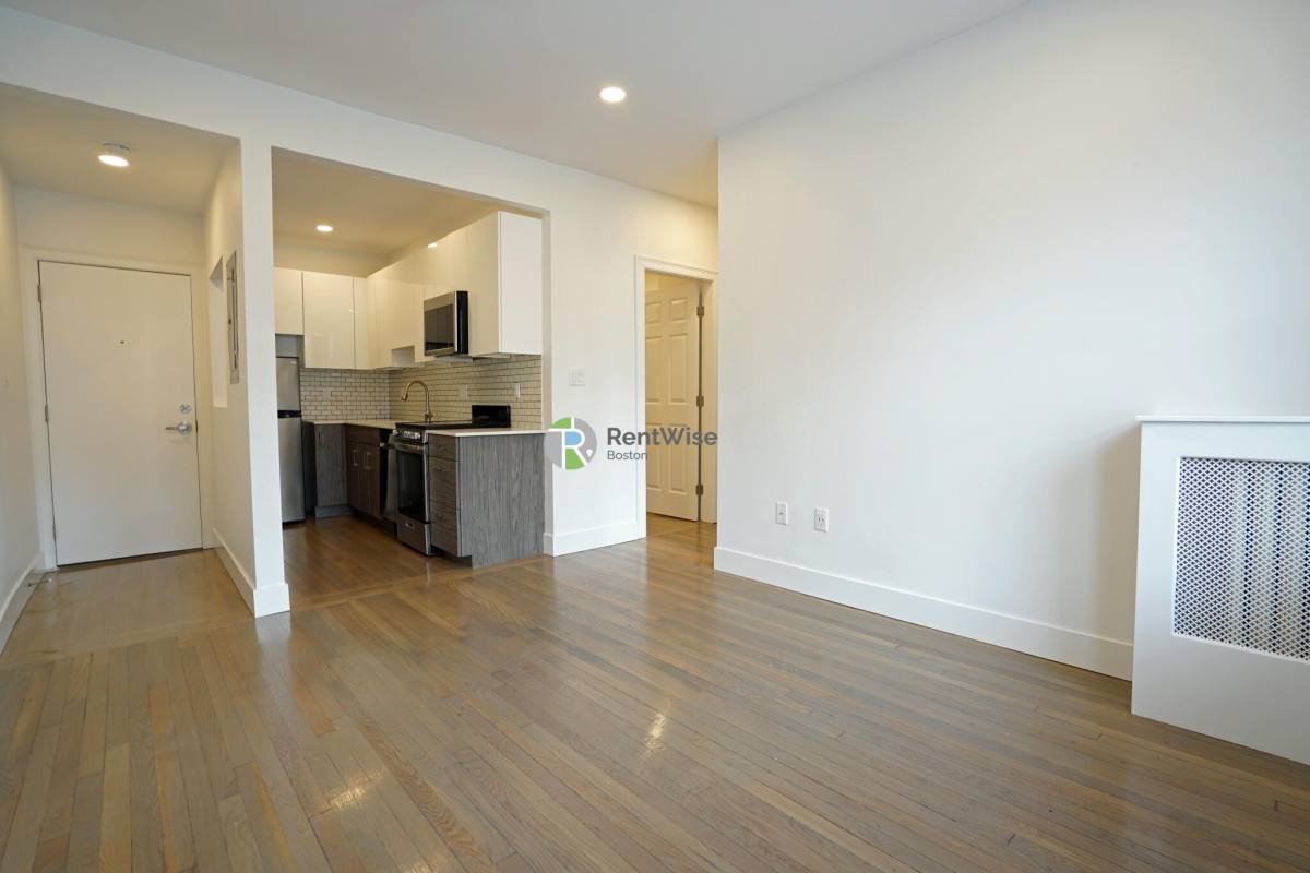 Apartment for rent at 11 Peterborough St #10, Boston, MA 02215