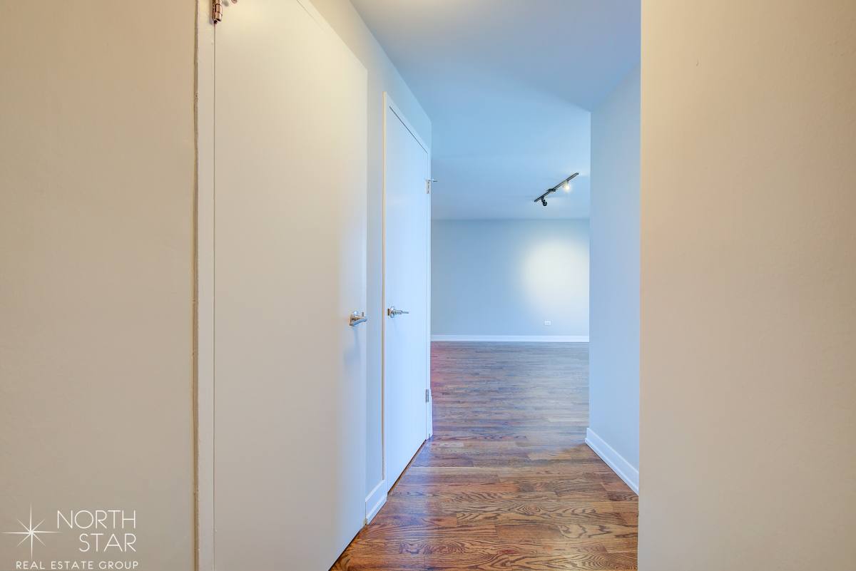 Apartment for rent at 5910 N Sheridan Rd #705, Chicago, IL 60660