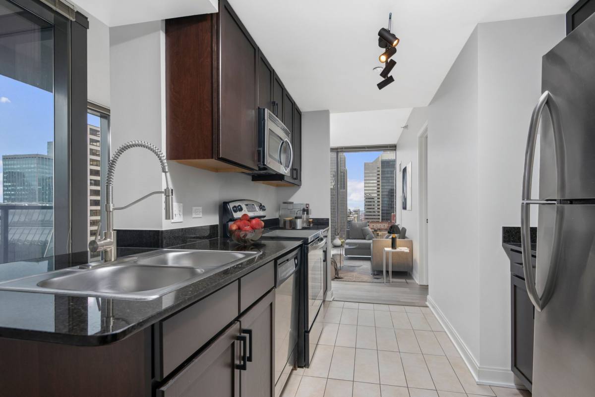 Apartment for rent at 210 N Wells St #2503, Chicago, IL 60606