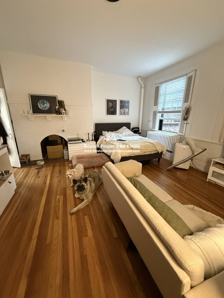 Apartment for rent at 2 Joy St #2, Boston, MA 02108
