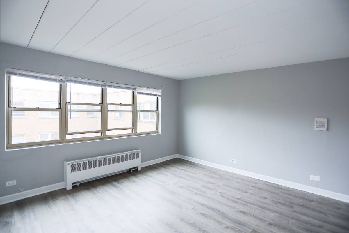 Apartment for rent at 5649 N Christiana #3E, Chicago, IL 60659