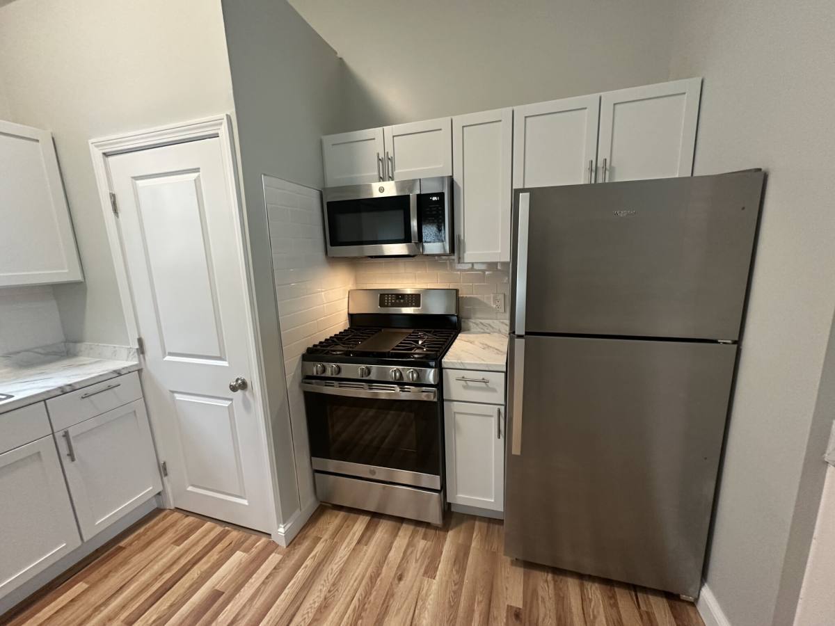 Apartment for rent at 87-89 Newton St #1F, Somerville, MA 02143