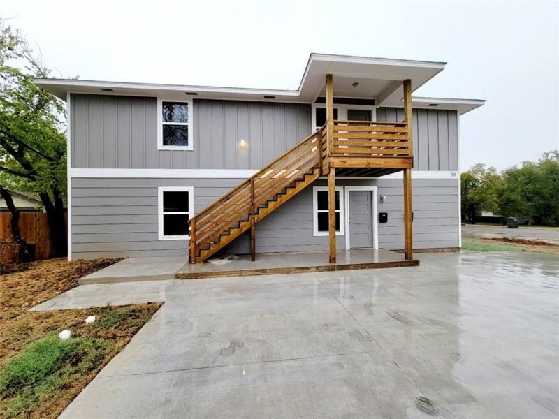 Apartment for rent at 19 N Howard St #1, Edmond, OK 73003