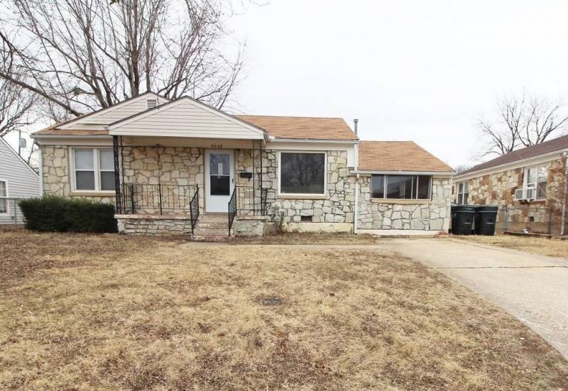 Apartment for rent at 4628 SE 21st St, Oklahoma City, OK 73115