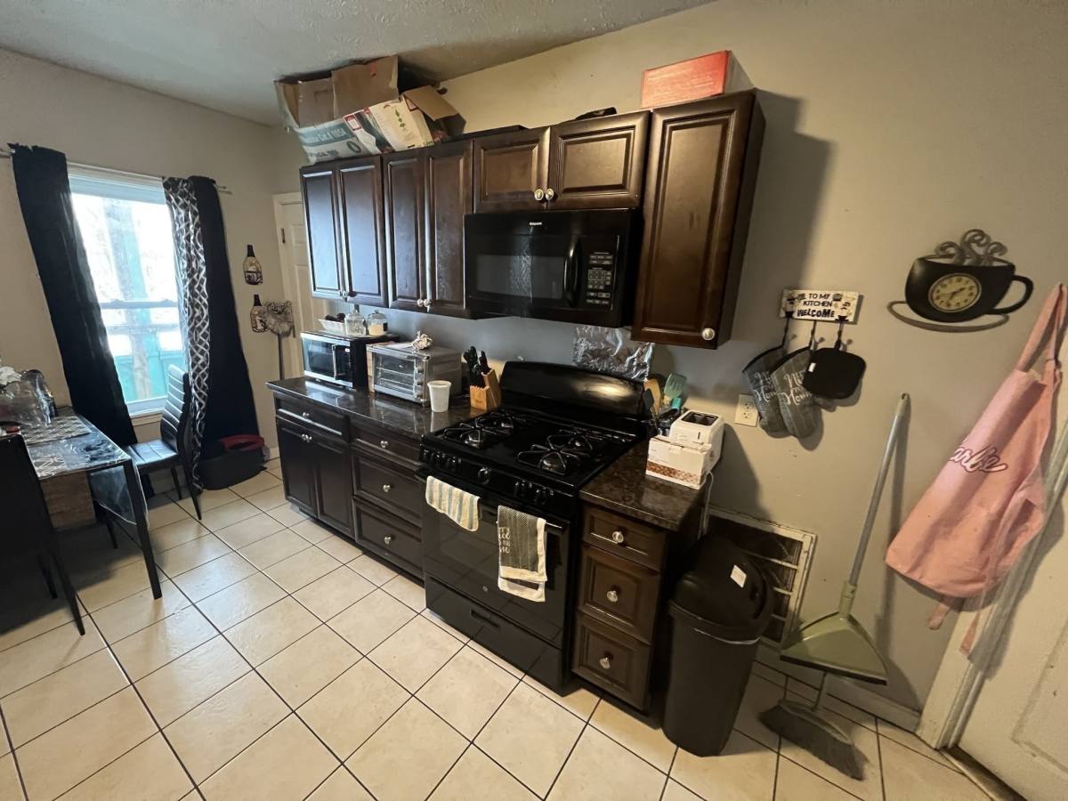 Apartment for rent at 44 Lilly Ave #3, Lowell, MA 01850