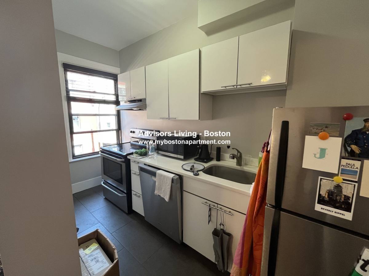 Apartment for rent at 9 Sewall Ave #212, Brookline, MA 02446