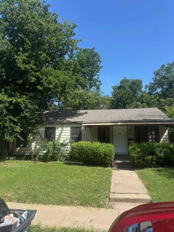 House for rent at 3129 Summer Ave, Waco, TX 76708