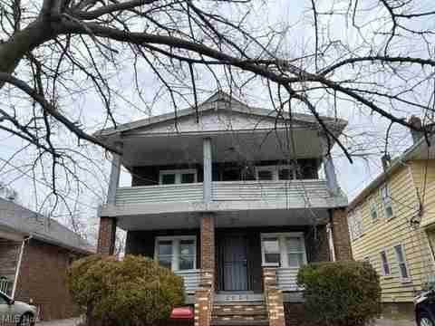 Apartment for rent at 1007 Nathaniel Rd #BOTTOM, Cleveland, OH 44110