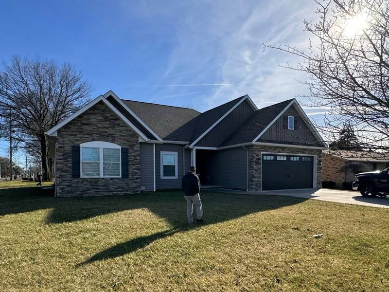 House for rent at 2410 N Wooster Ave, Dover, OH 44622