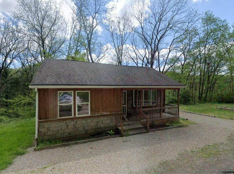 House for rent at 13350 Ferncliff Rd, Adamsville, OH 43802
