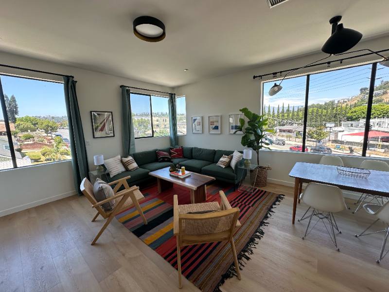 House for rent at 3290 N Canary Way, Los Angeles, CA 90065