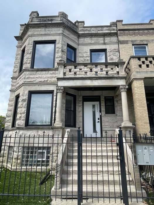 Apartment for rent at 1652 S Ridgeway Ave, Chicago, IL 60623