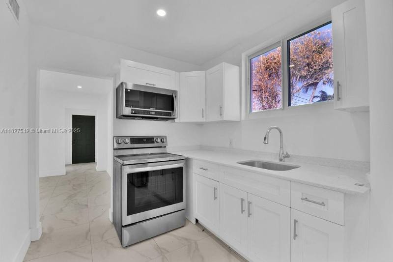 House for rent at 3025 NW 8th Ave, Miami, FL 33127