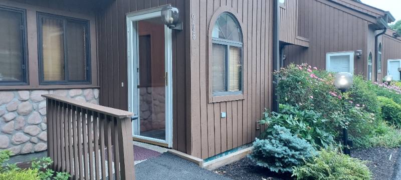 Townhouse for rent at 908 Scenic Lane, Poughkeepsie, NY 12603