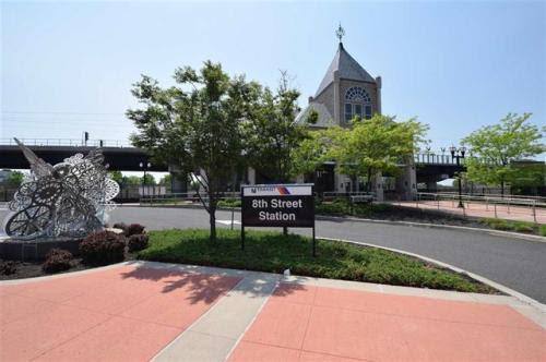 Apartment for rent at 31 W 10th St #2, Bayonne, NJ 07002