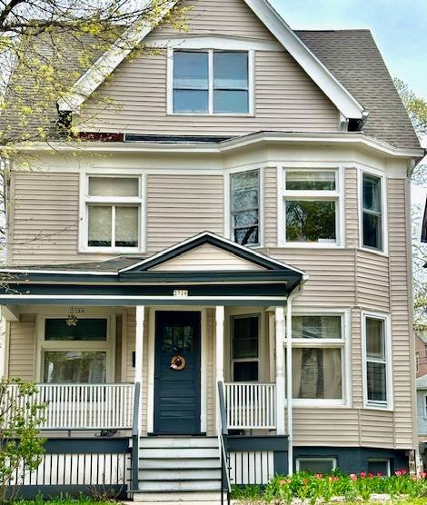 Townhouse for rent at 2728 N Murray Ave, Milwaukee, WI 53211