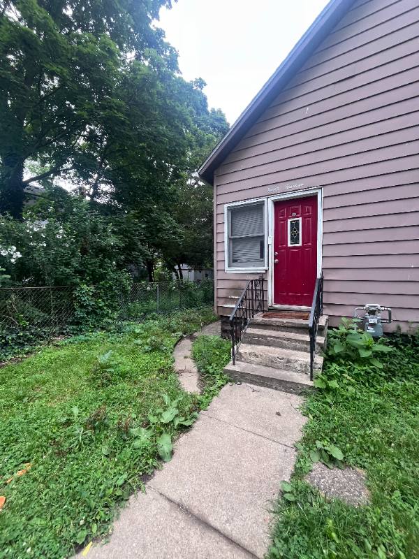 House for rent at 2014 Alcott, Kalamazoo, MI 49009