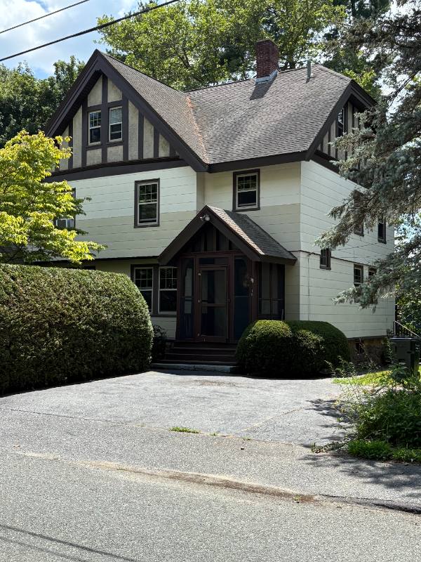 Townhouse for rent at 16 Inman St, Hopedale, MA 01747