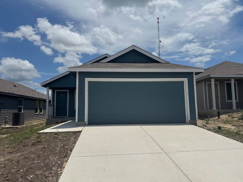 House for rent at 1525 Hummock Steep, New Braunfels, TX 78130
