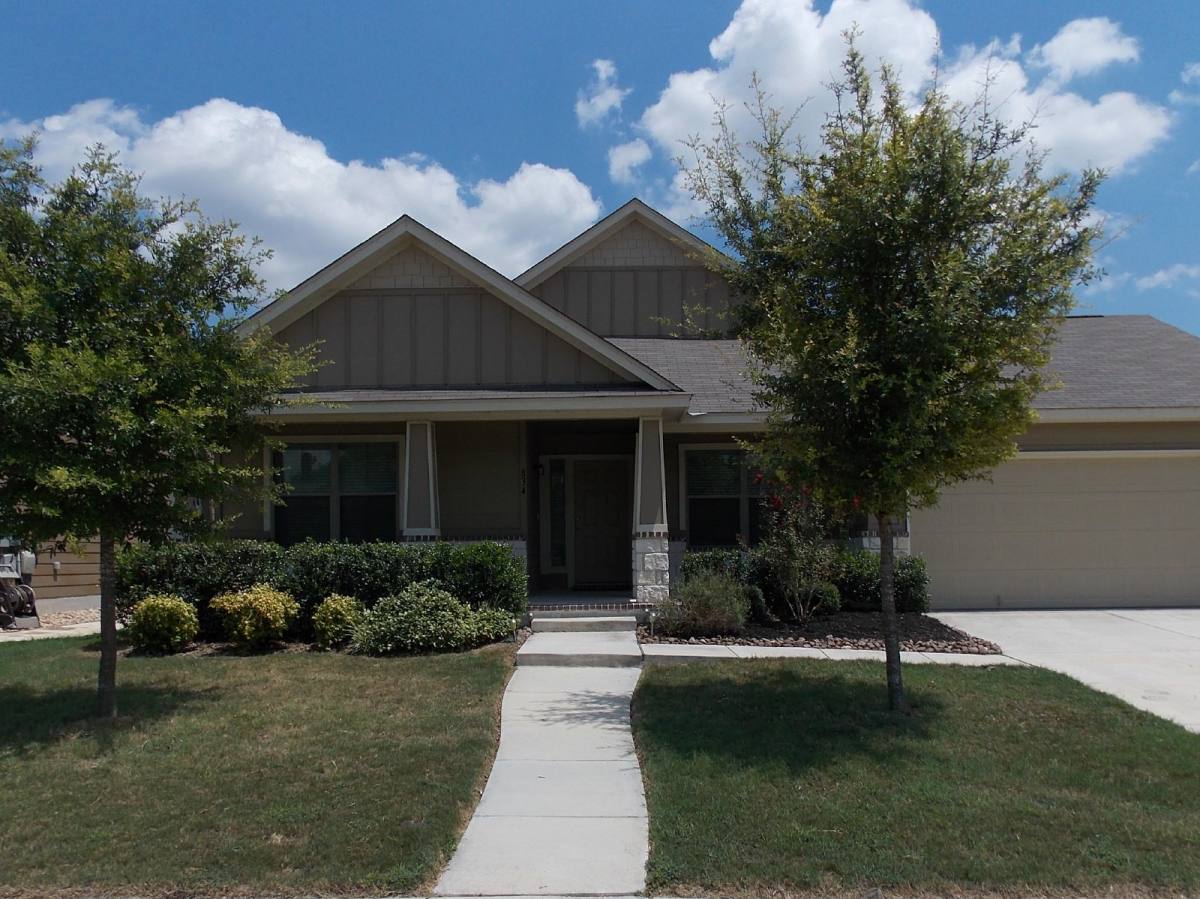 House for rent at 834 Madison Ave, New Braunfels, TX 78130