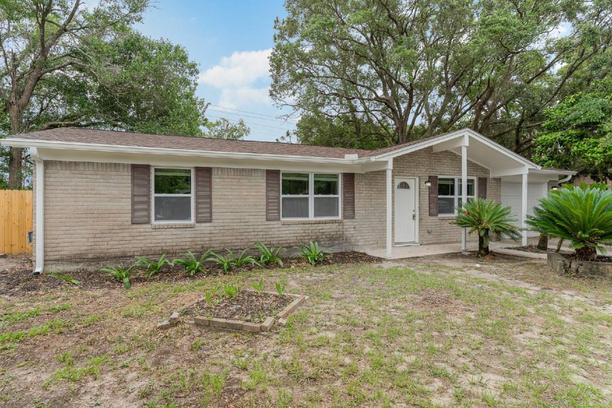 House for rent at 530 Quigley Rd, Pensacola, FL 32506