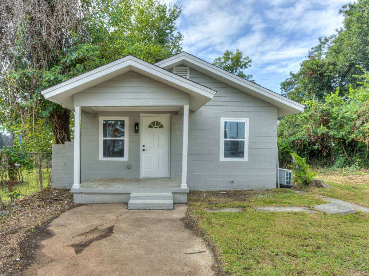 Apartment for rent at 1716 NW 9th St #2, Oklahoma City, OK 73106