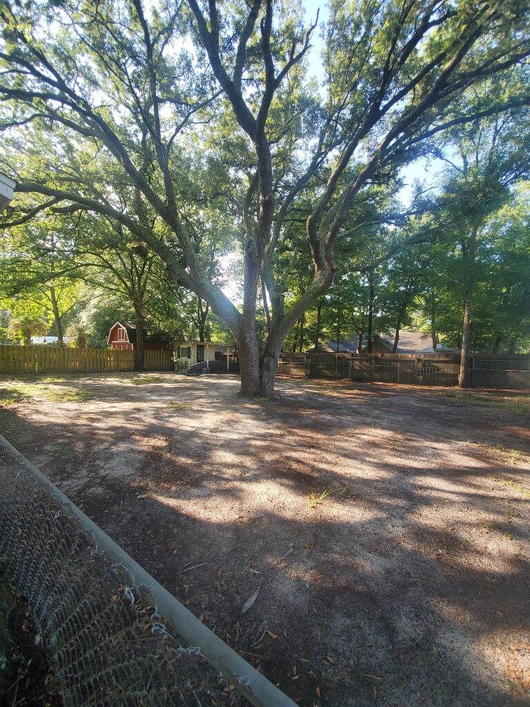 House for rent at 300 21st St, Niceville, FL 32578