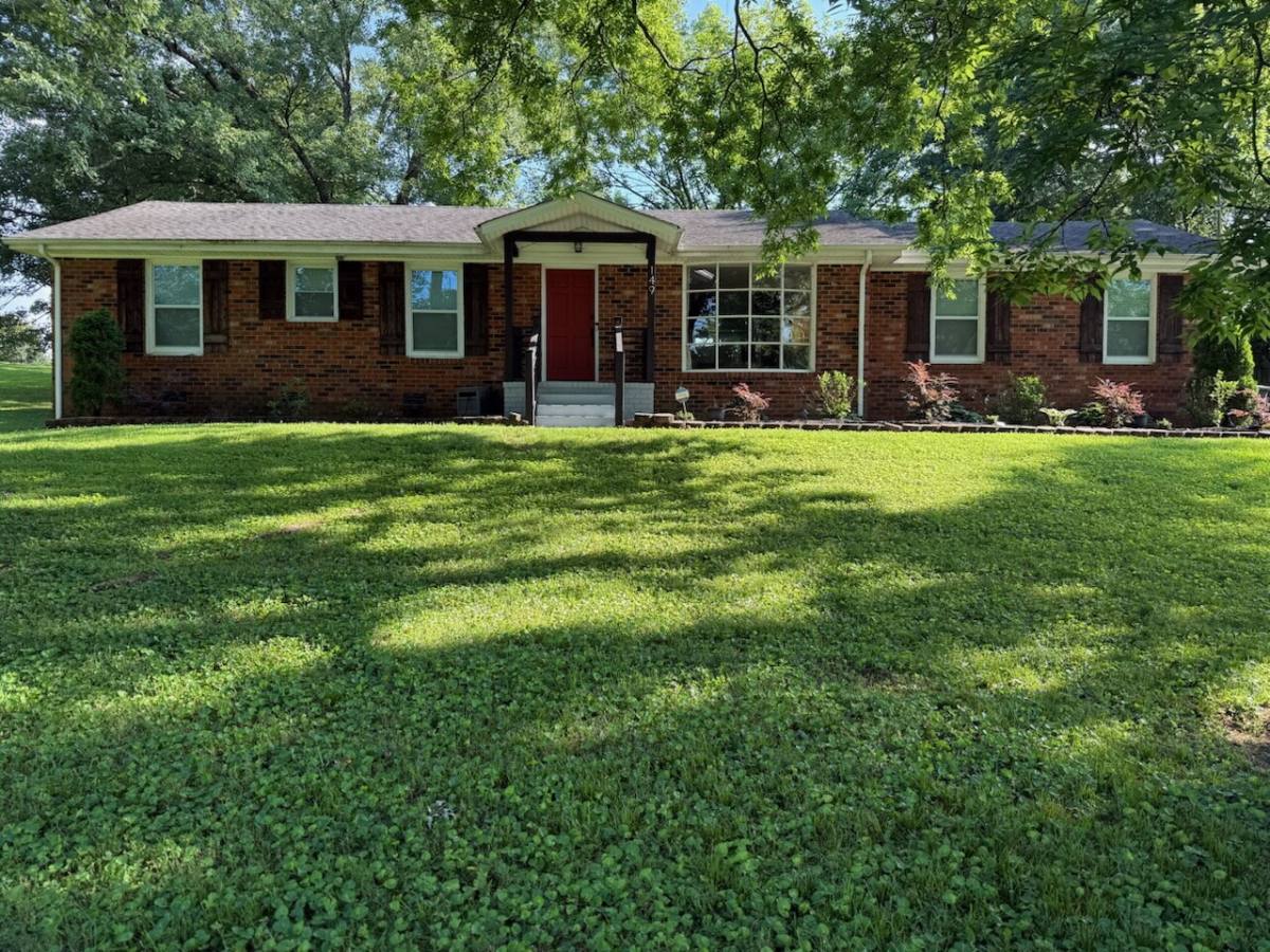 House for rent at 149 Neverbreak Dr, Hendersonville, TN 37075
