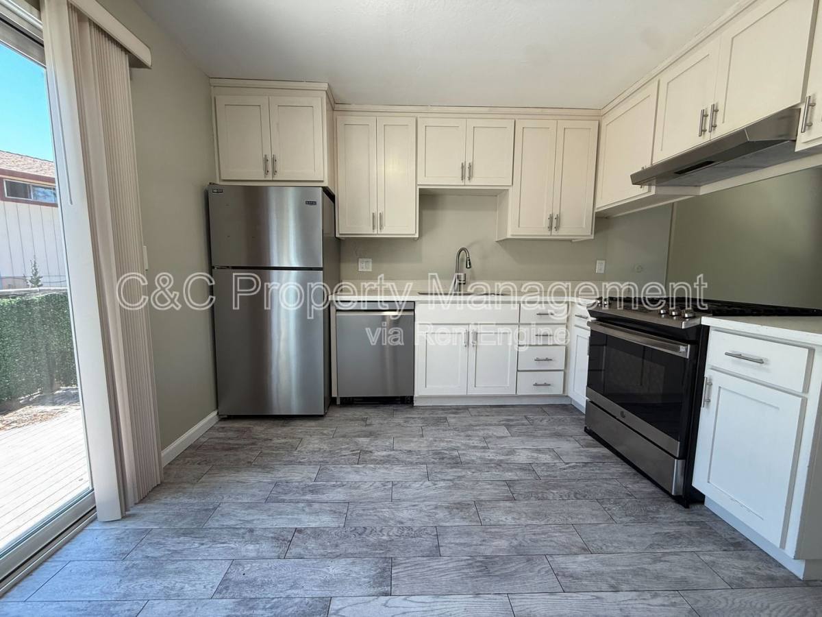 Apartment for rent at 2895 Capitola Rd #16, Santa Cruz, CA 95062