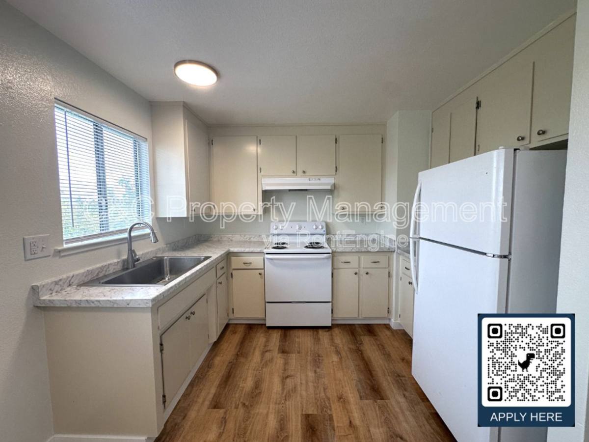 Apartment for rent at 102 E Bernal Dr #3, Salinas, CA 93906
