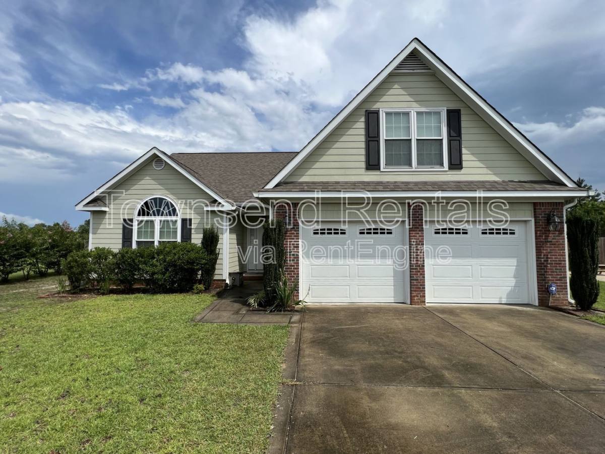 House for rent at 9628 Lukes Run Rd, Linden, NC 28356