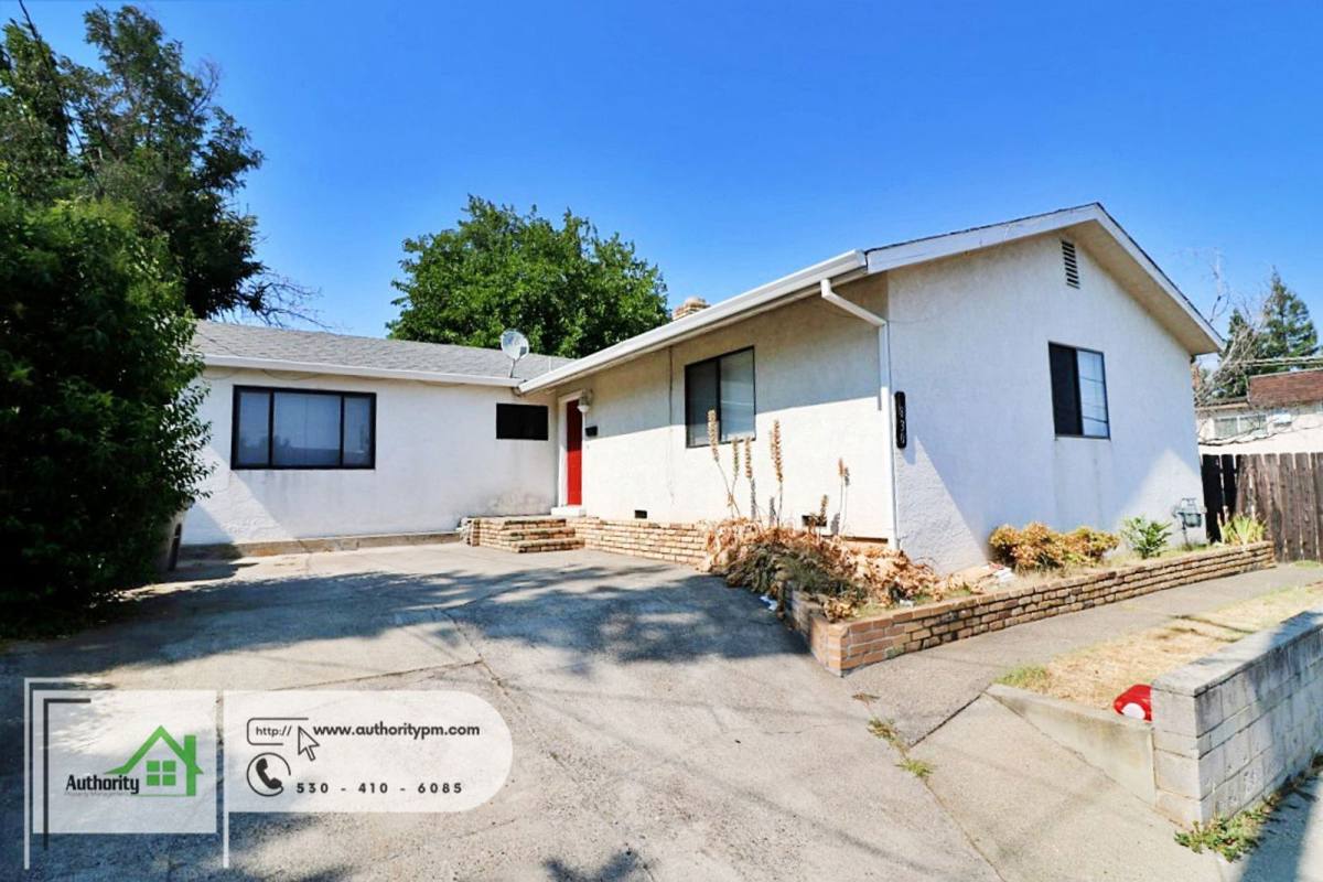 House for rent at 1830 Rosaline Ave, Redding, CA 96001