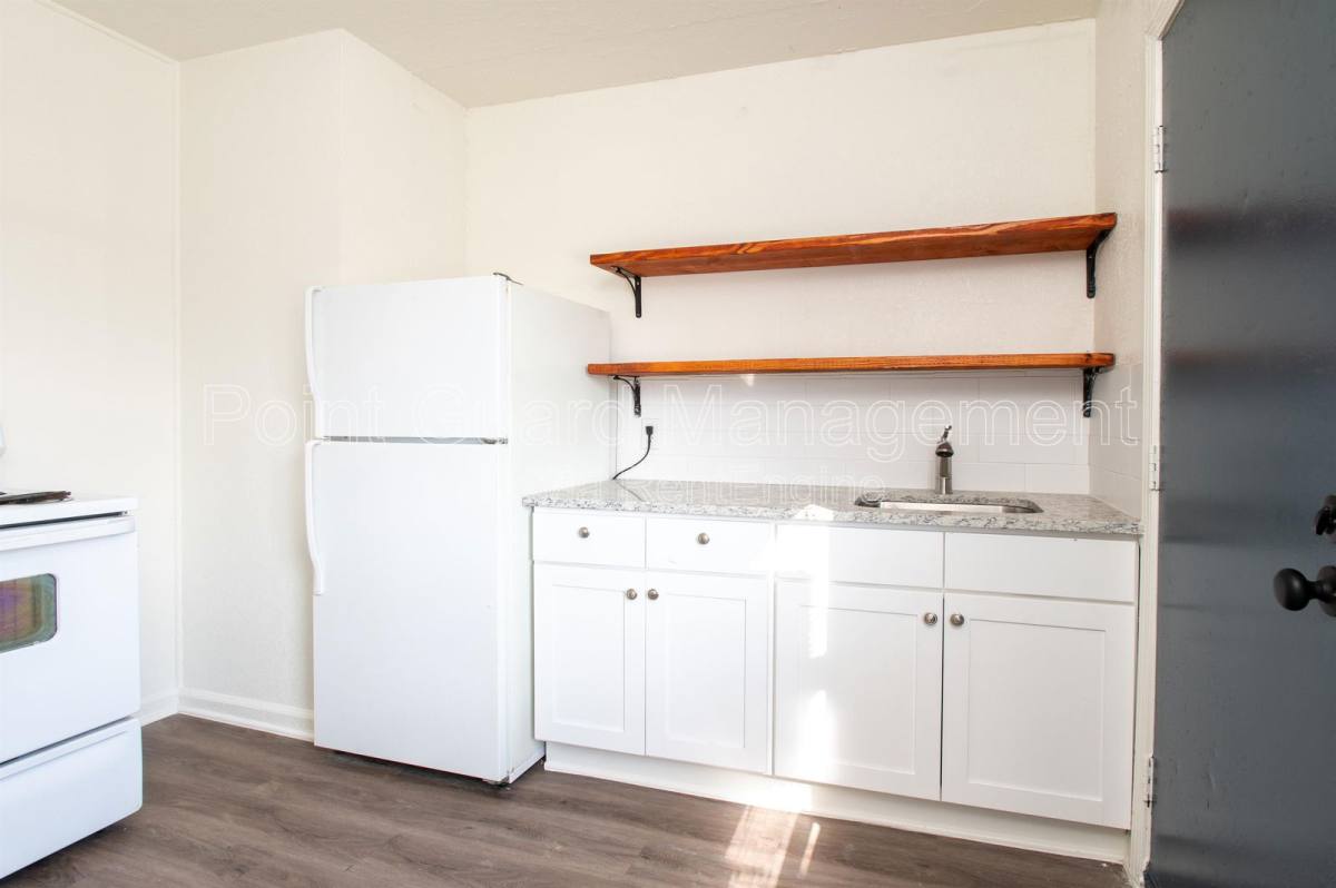 Apartment for rent at 5308 E Lincoln St #5308L, Wichita, KS 67218
