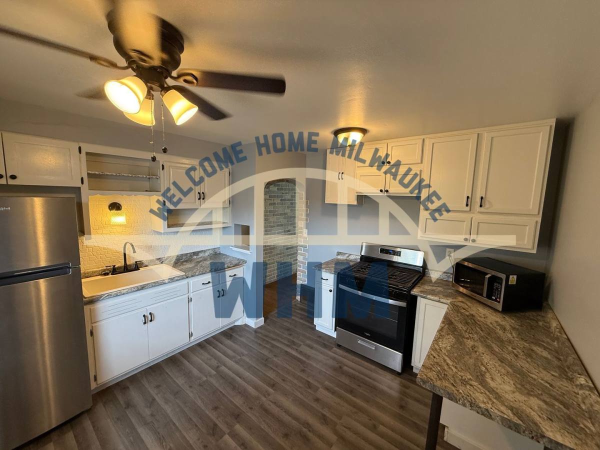 House for rent at 4911 W Tesch Ave, Milwaukee, WI 53220