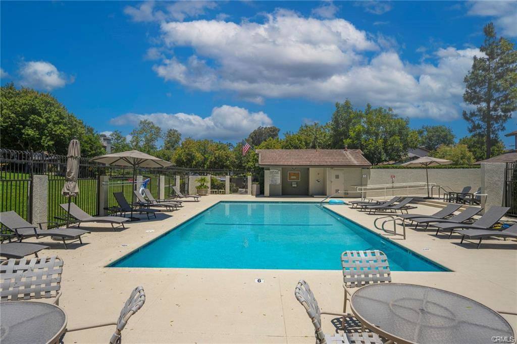 Townhouse for rent at 3 Morning Mist #20, Irvine, CA 92603