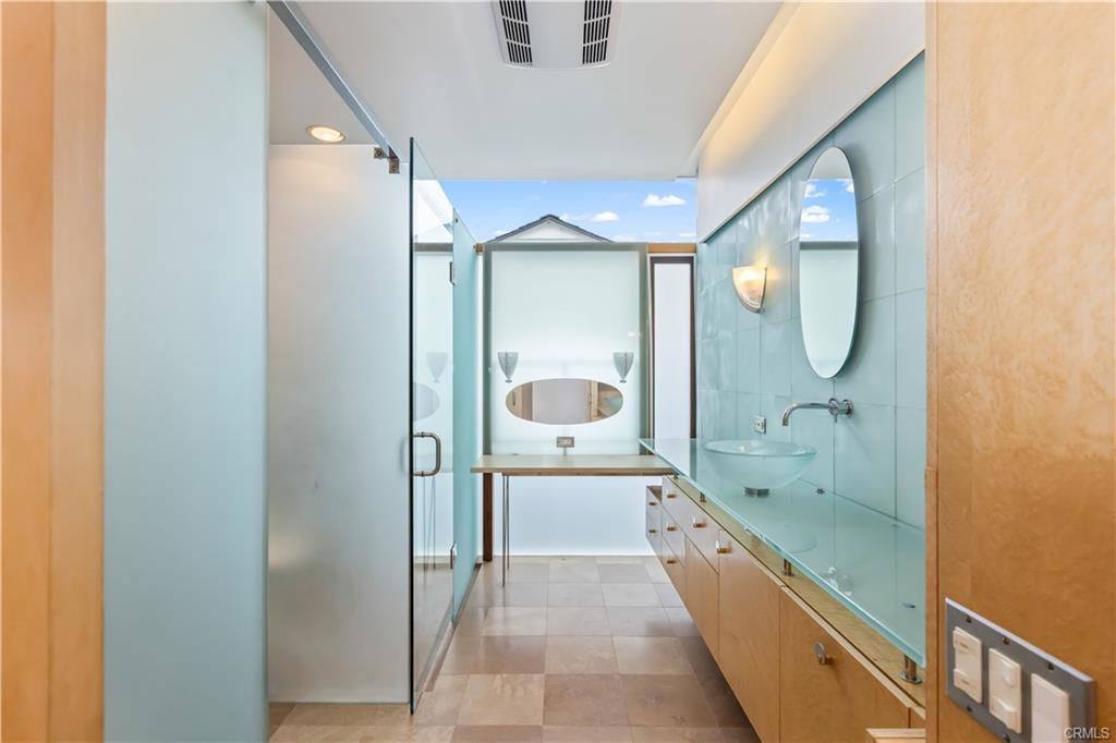House for rent at 231 Notteargenta Rd, Pacific Palisades, CA 90272