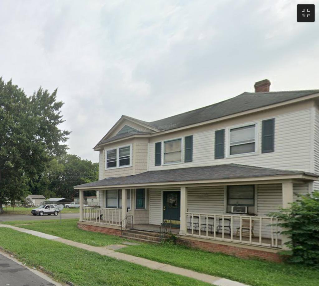 House for rent at 2314 Chestnut Ave, Newport News, VA 23607