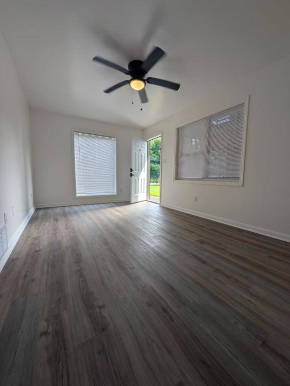 Apartment for rent at 377 E McLemore Ave #206, Memphis, TN 38106