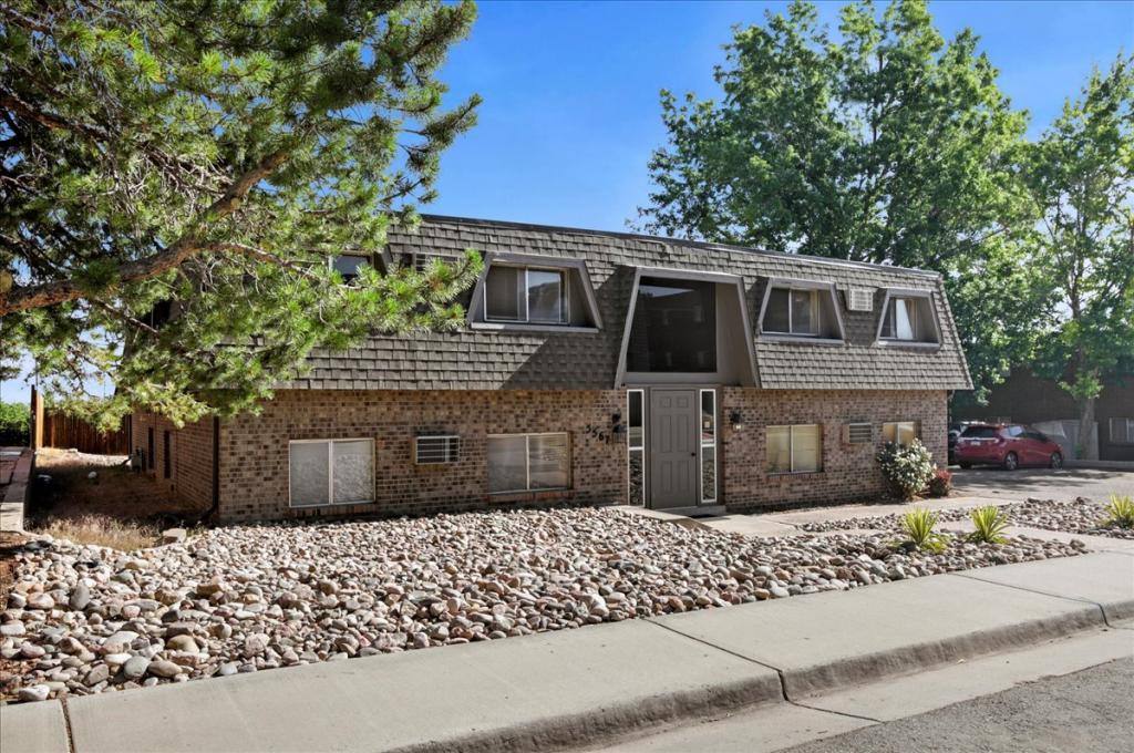 Apartment for rent at 5567 S Sherman Circle, Littleton, CO 80121