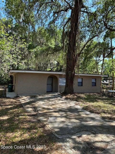 House for rent at 1125 Old Dixie Highway, Titusville, FL 32796