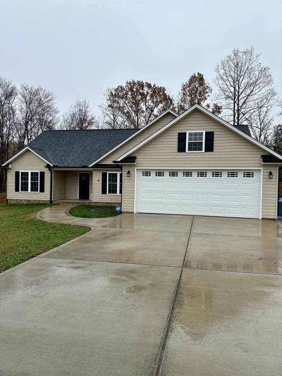 House for rent at 2508 Claremont Rd, Newton, NC 28658