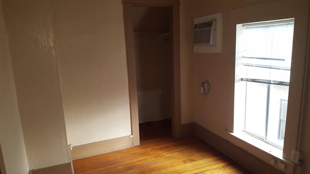 House for rent at 916 E 6th St #916, Tucson, AZ 85719